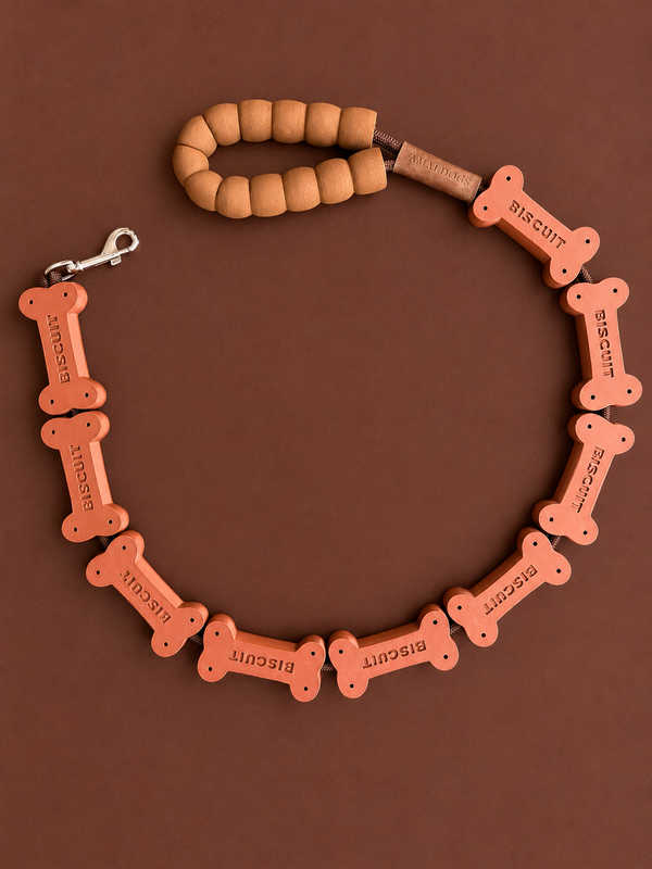 Guinzaglio per cani Biscuit Leash creme brulee con charm a forma di biscotto, manico imbottito e moschettone Amaldogs